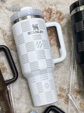 Stanley Checkered Travel mug in White 40 oz